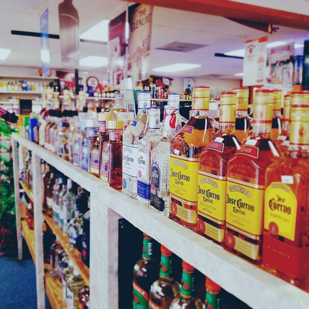 Steves Liquor Store | 1315 1st St E a, Humble, TX 77338, USA | Phone: (281) 446-0996