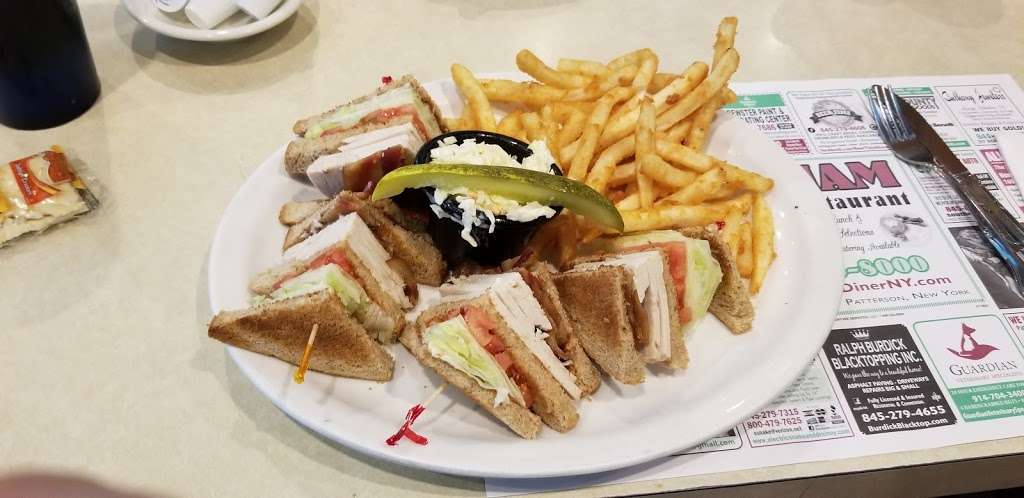 Putnam Diner and Restaurant | 2600 NY-22, Patterson, NY 12563, USA | Phone: (845) 878-8000