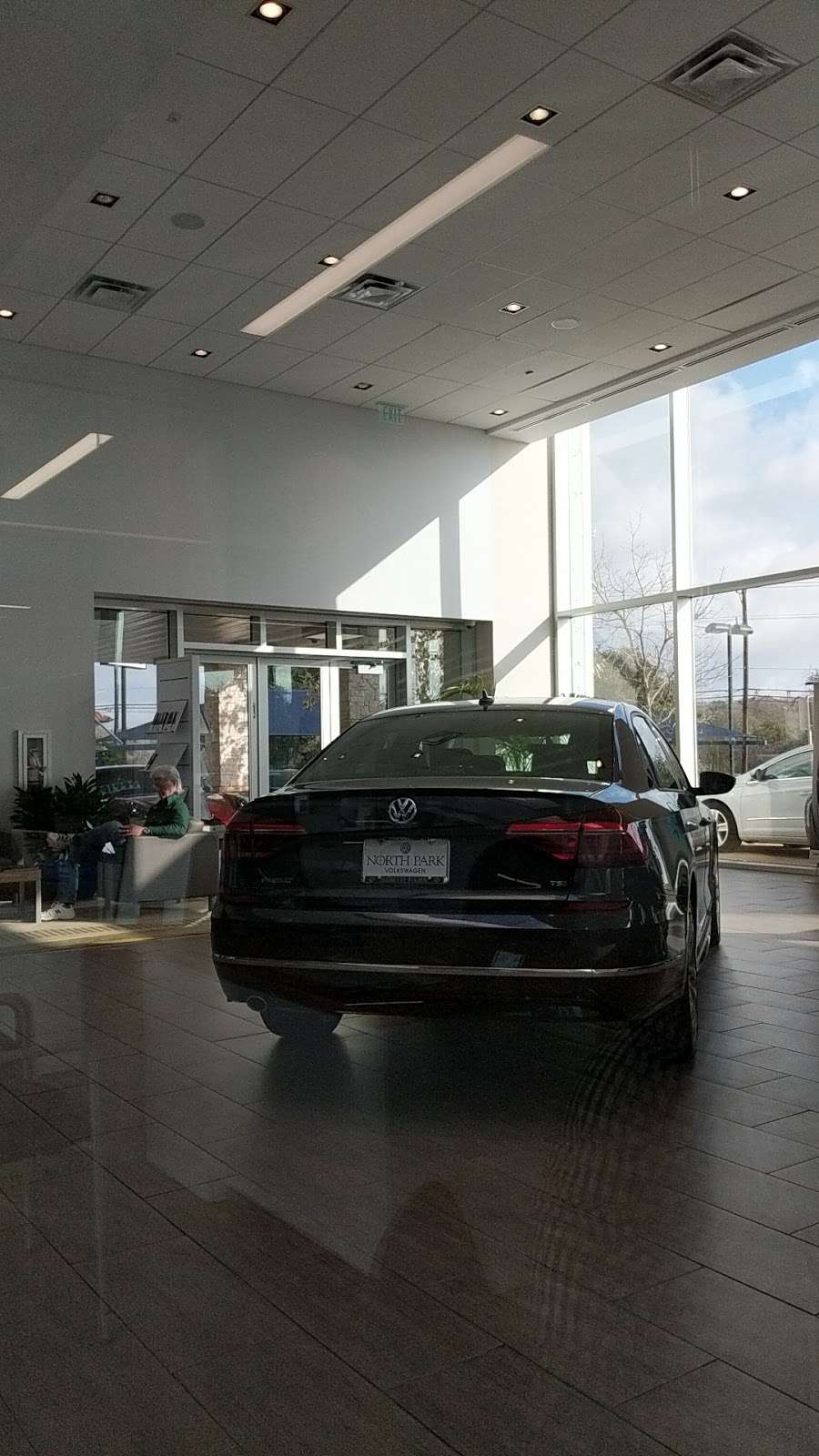 North Park Volkswagen | 21315 I-10, San Antonio, TX 78257, USA | Phone: (210) 581-1000