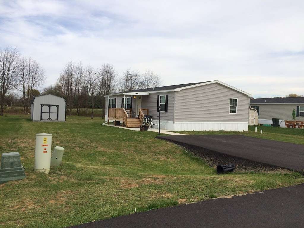 Maizefield Manufactured Home Community | 500 Municipal Dr, Shippensburg, PA 17257, USA | Phone: (717) 530-0132