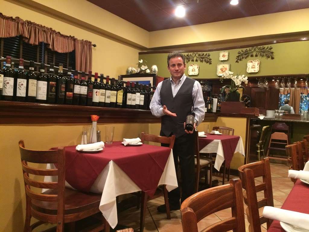 Baci Italian restaurant | 3029, 416 N Lakeview Ave, Anaheim, CA 92807, USA | Phone: (714) 282-2220