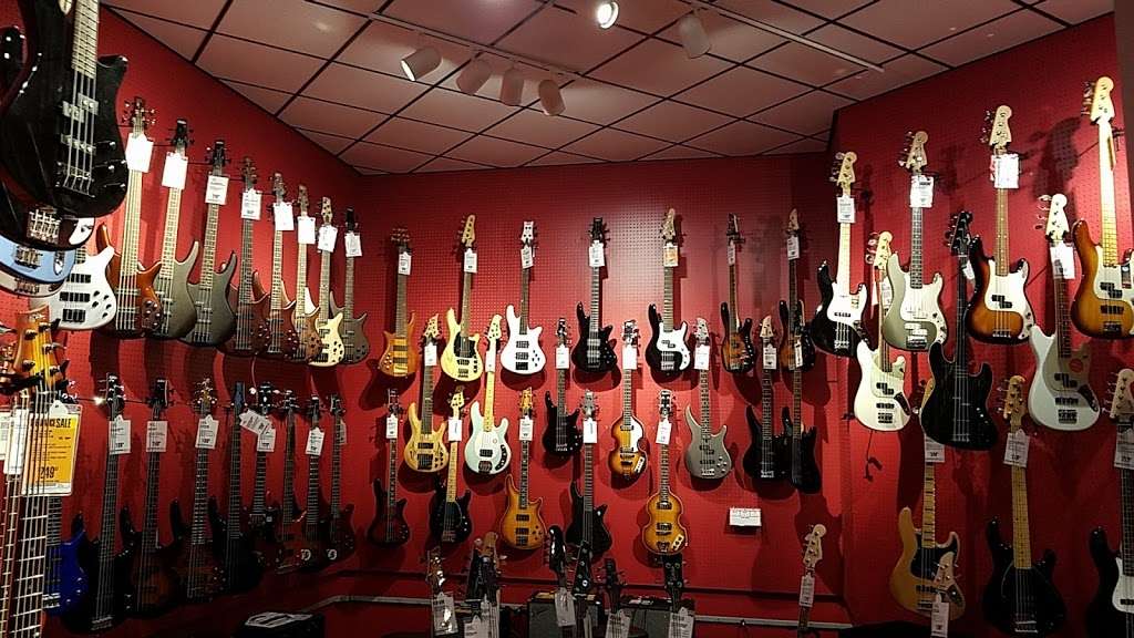 Guitar Center | 1505 S Washington St, North Attleborough, MA 02760, USA | Phone: (508) 399-0000