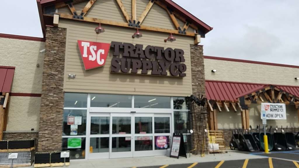 Tractor Supply Co. | 3 Gateway Boulevard, Monroe Township, NJ 08831 | Phone: (609) 448-4444