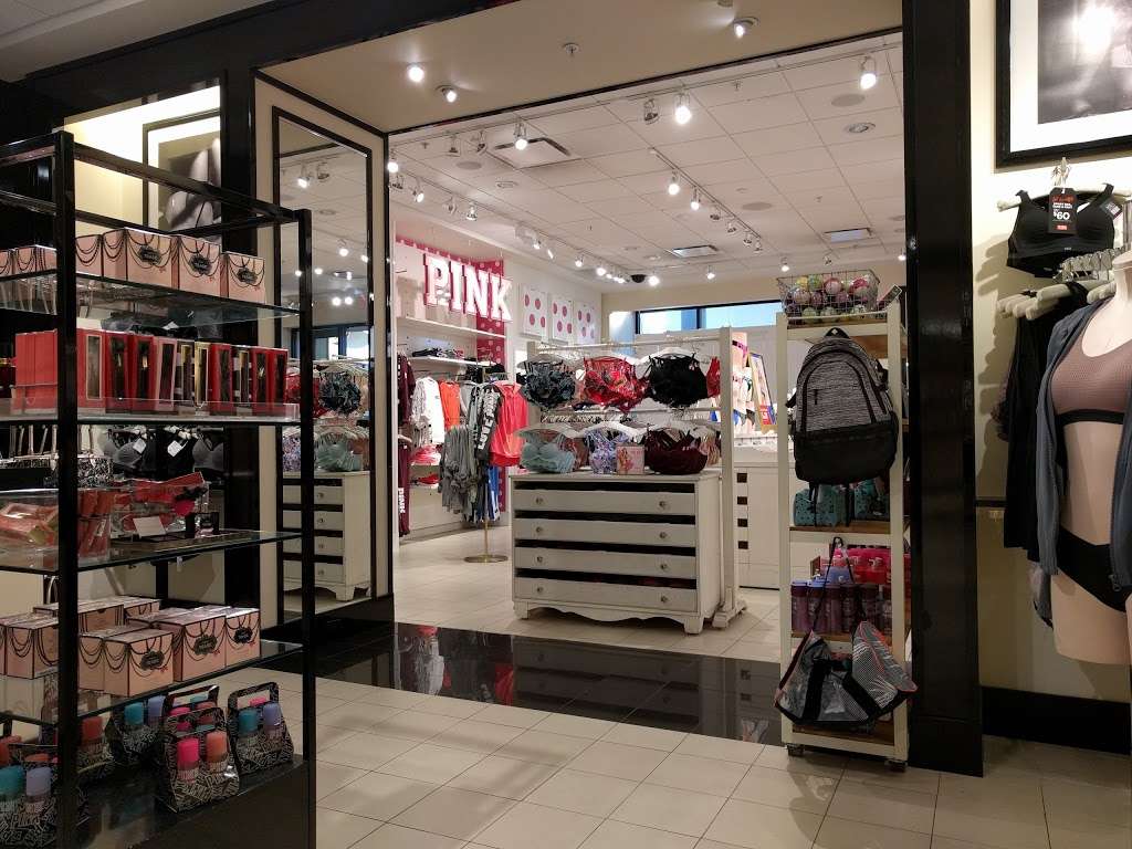 Victorias Secret & PINK | 1555, Town Center, #170, Simi Valley, CA 93063 | Phone: (805) 527-8467