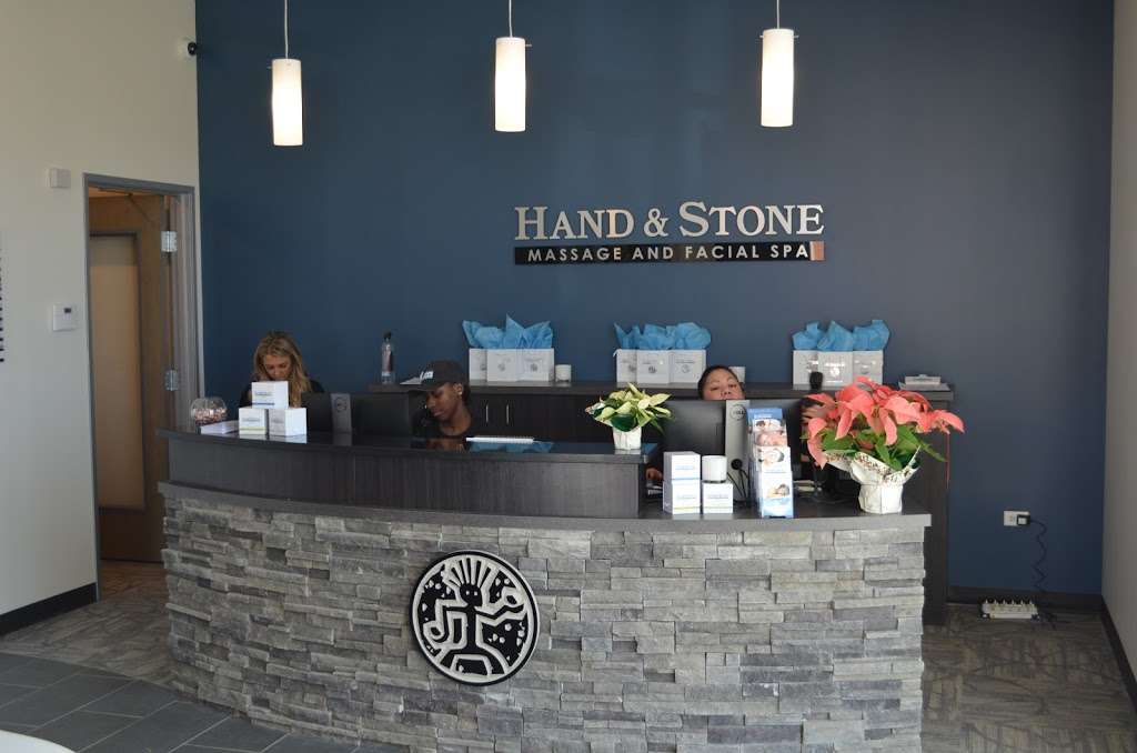 Hand & Stone Massage and Facial Spa | 3750 Willow Rd Suite B, Northbrook, IL 60062, USA | Phone: (224) 231-0717