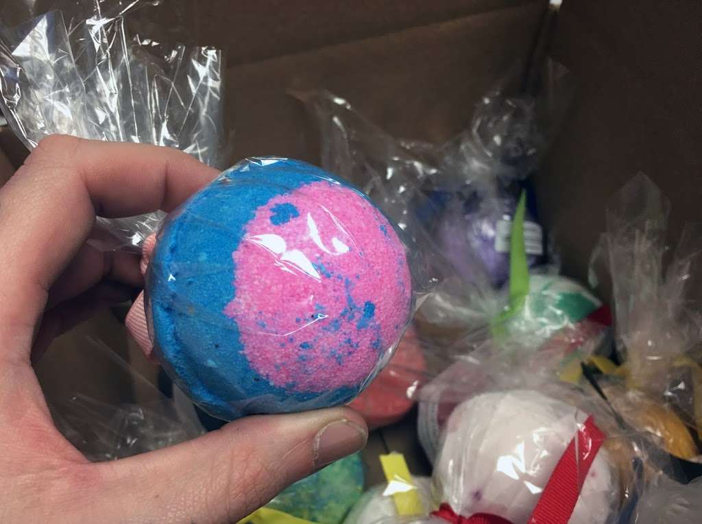 Bath Bomb Boot Camp | 1318 Oak St, Michigan City, IN 46360 | Phone: (866) 253-7502