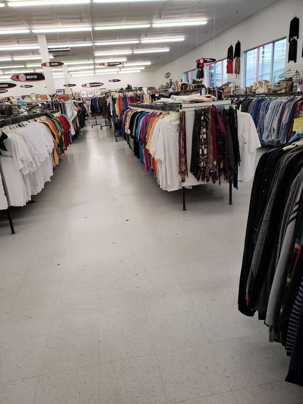 Value Village | 4425, 6425 Harrisburg Blvd, Houston, TX 77011, USA | Phone: (713) 685-5440