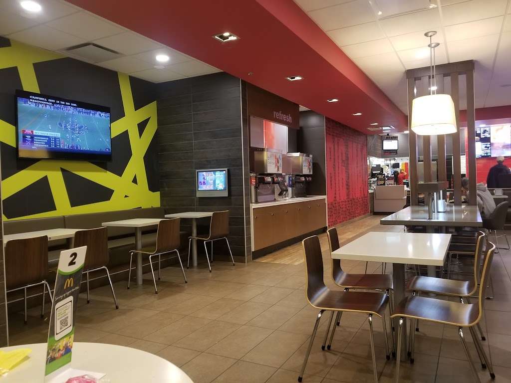 McDonalds | 2200 Vernon St, North Kansas City, MO 64116, USA | Phone: (816) 471-6400