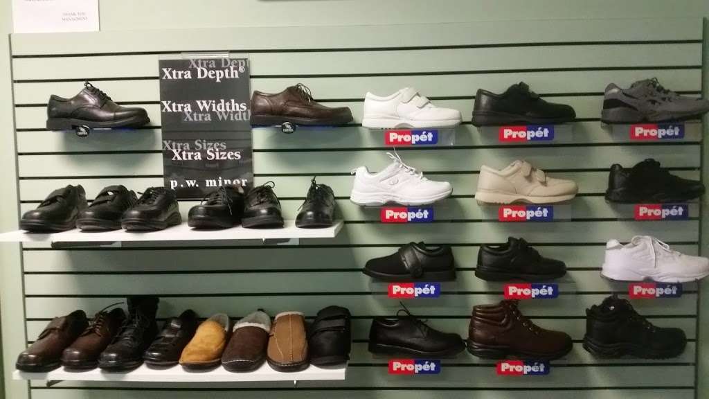 Bond Shoe and Foot | 100 Maple St, Stoneham, MA 02180, USA | Phone: (781) 933-0602