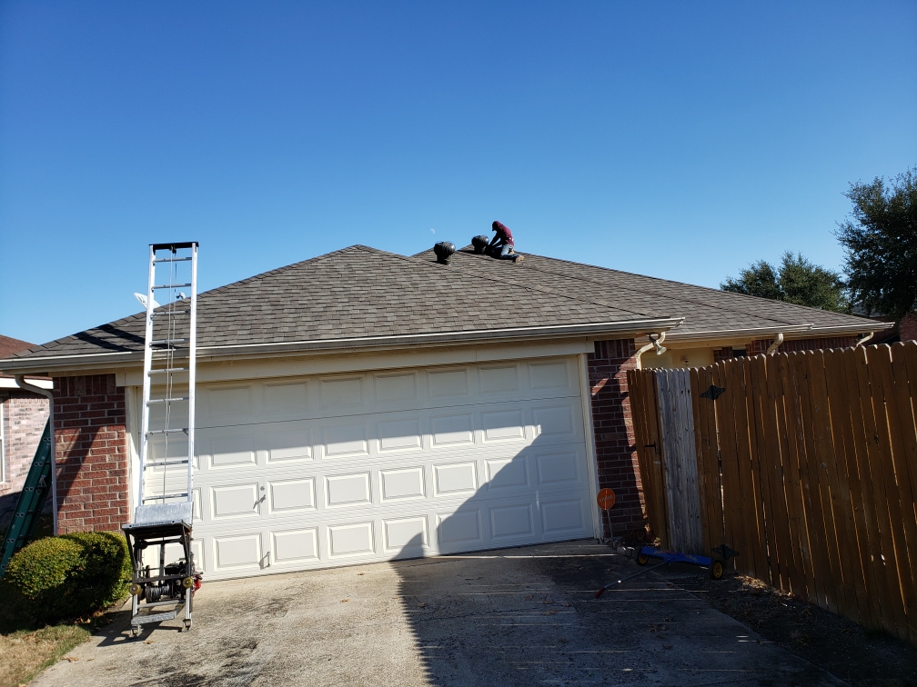 RBJ’s Roofing | 227 Hanna Ave, DeSoto, TX 75115, USA | Phone: (800) 617-9421