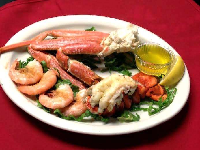 Callahans Seafood Bar & Grill | 1808 Rosemont Ave, Frederick, MD 21702 | Phone: (301) 698-9596