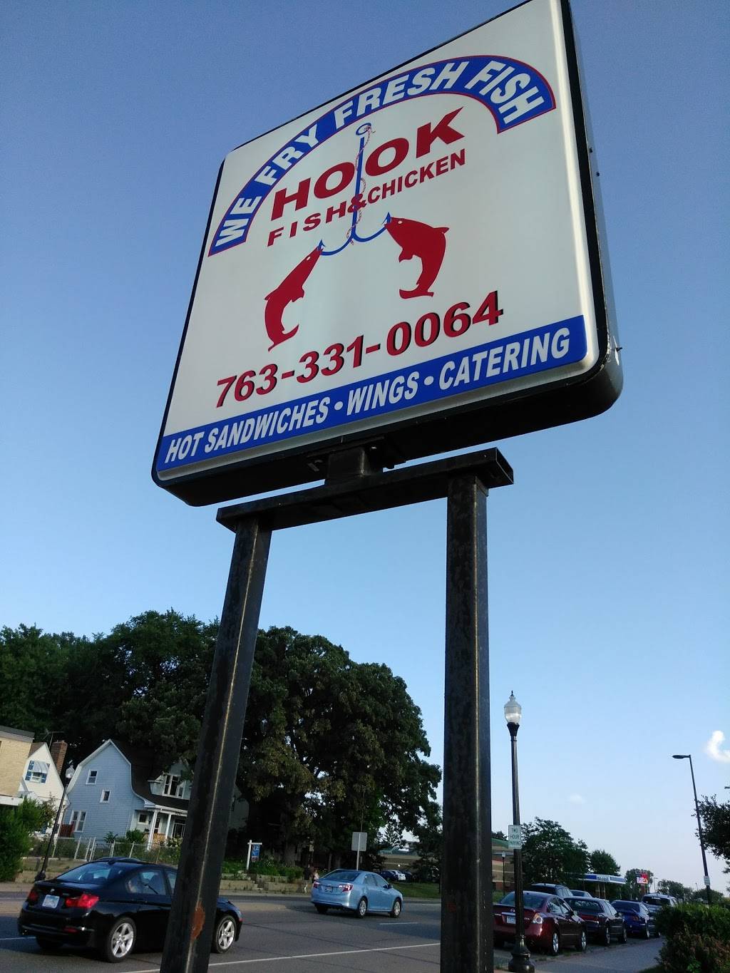 Hooks Fish & Chicken | 3854 Central Ave NE, Columbia Heights, MN 55421, USA | Phone: (763) 331-0064