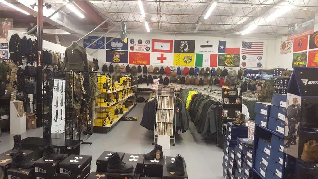 Top Brass Military & Tactical | 2500 North Fwy, Houston, TX 77009, USA | Phone: (713) 695-9517