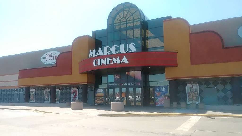 Marcus Theatre Country Club Hills Cinema 4201 167th St, Country