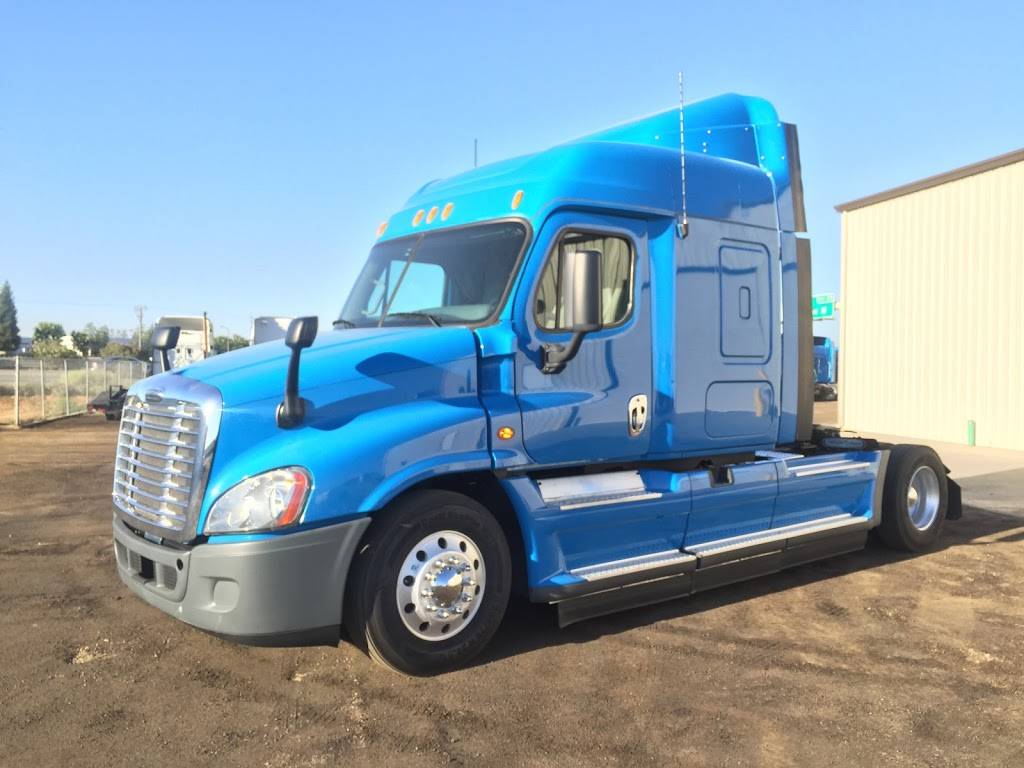 Diamond Truck Sales Inc | 7156 Golden State Hwy, Bakersfield, CA 93308, USA | Phone: (661) 391-9313