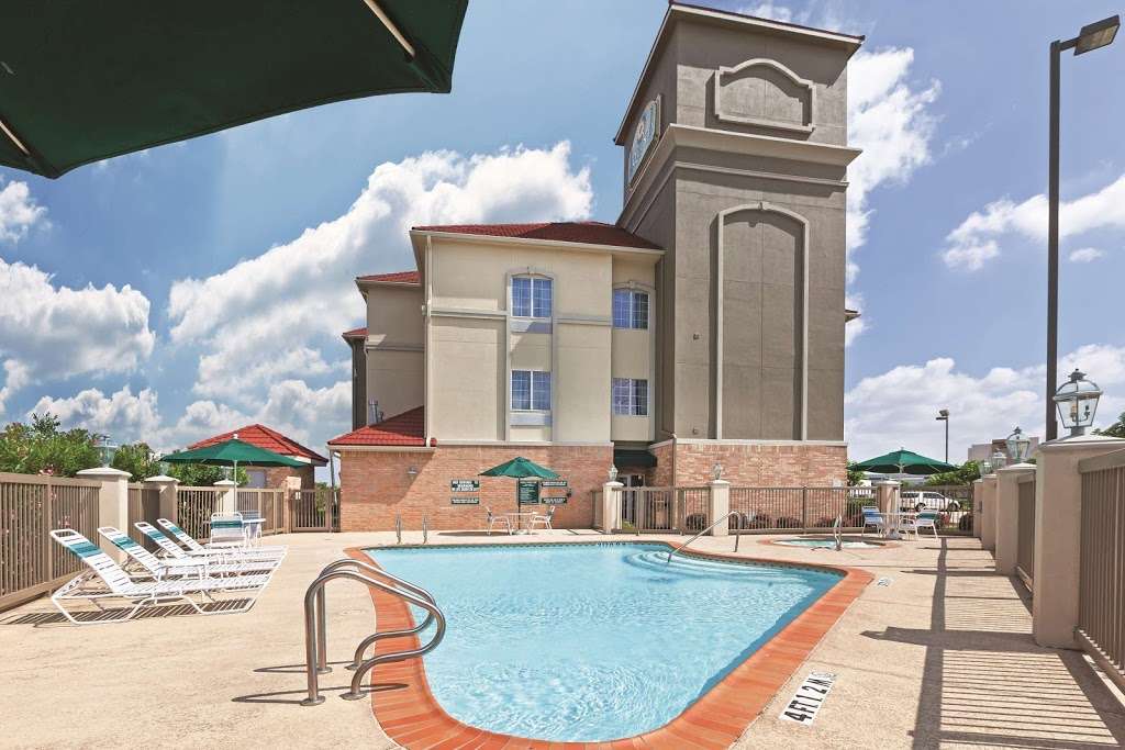 La Quinta Inn & Suites Houston - Westchase | 10850 Harwin Dr, Houston, TX 77072 | Phone: (281) 495-7700