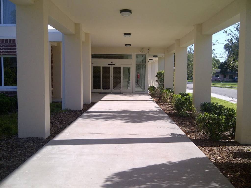 St. Giles Manor II | 7650 58th St N, Pinellas Park, FL 33781, USA | Phone: (727) 623-9886