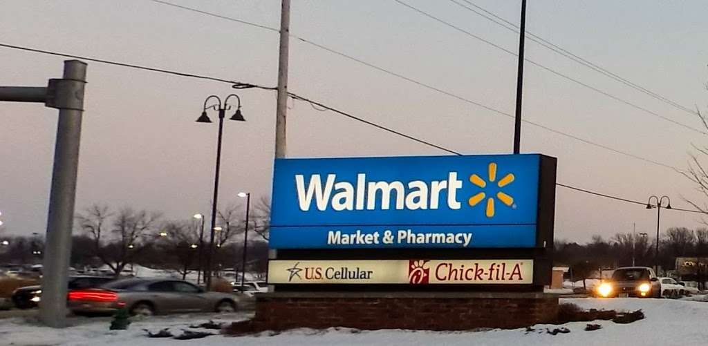 Walmart Supercenter | 5301 S 76th St, Greendale, WI 53129, USA | Phone: (414) 978-9016