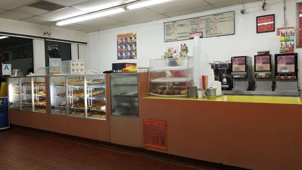 D Ks Donuts | 12549 Alondra Blvd, Norwalk, CA 90650, USA | Phone: (562) 921-2230