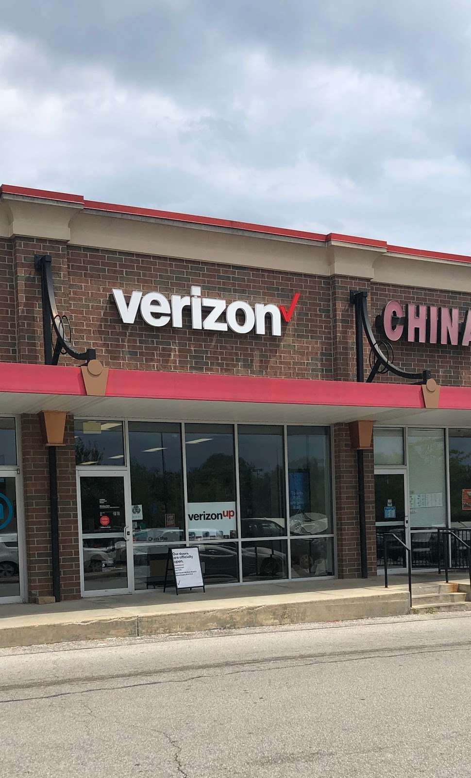 Verizon Authorized Retailer - Wireless Zone | 4011 S Old State Rd 37, Bloomington, IN 47401, USA | Phone: (812) 822-0979