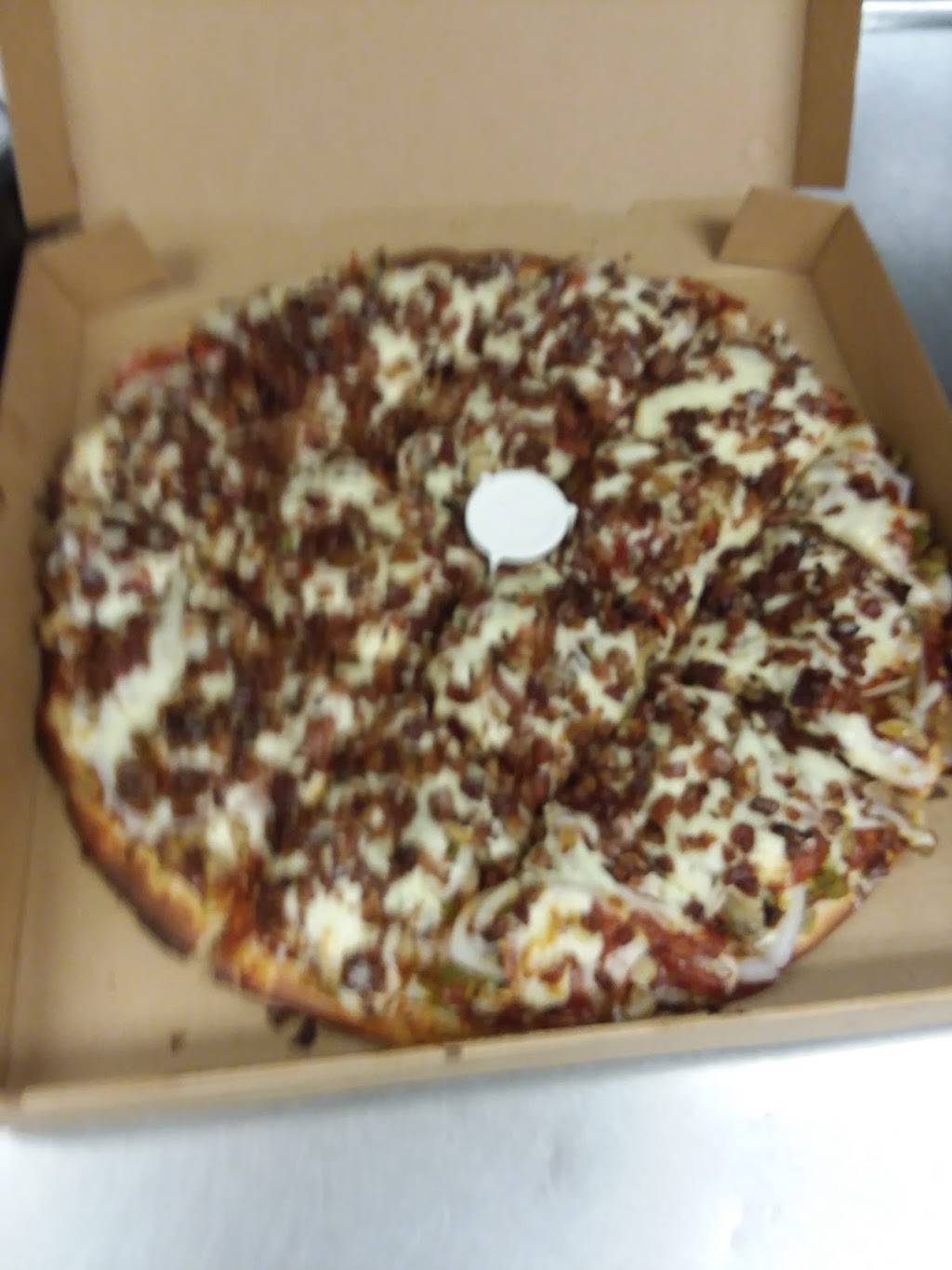 Angilos Pizza | 3106 Springdale Rd, Cincinnati, OH 45251, USA | Phone: (513) 742-0555