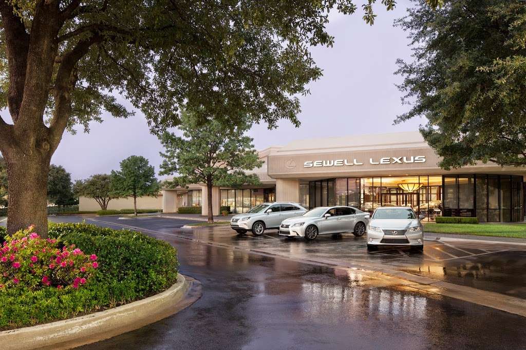 Sewell Lexus of Dallas | 6421 Lemmon Ave, Dallas, TX 75209, USA | Phone: (214) 352-8100