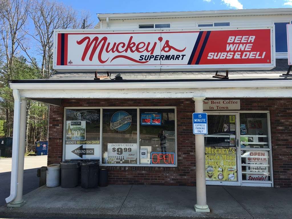 Muckeys Super Mart | 95 Church St, Pembroke, MA 02359, USA | Phone: (781) 826-3199