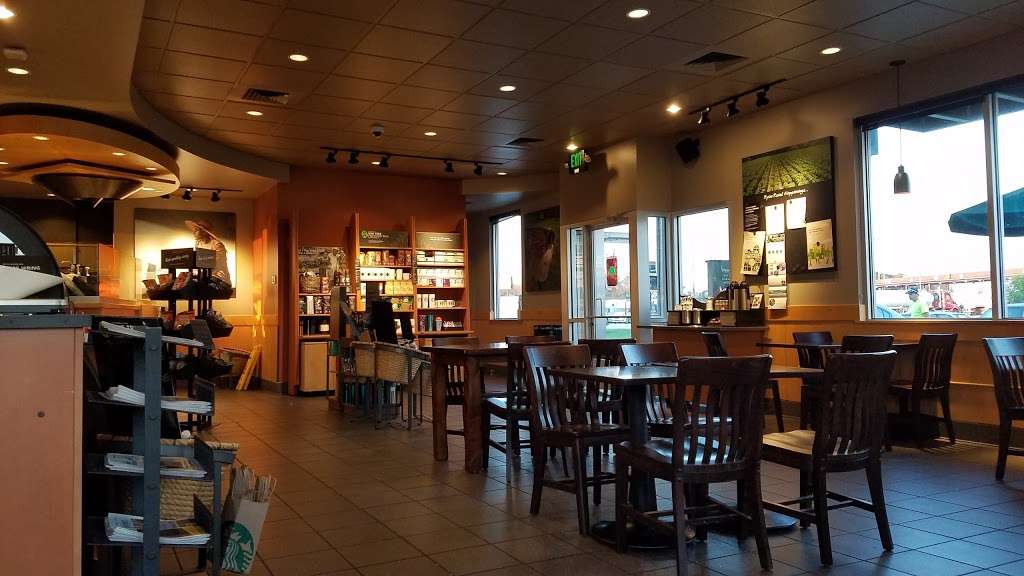 Starbucks | 2015 W Ryan Rd, Oak Creek, WI 53154, USA | Phone: (414) 761-5278