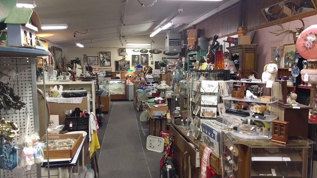 Antiques White Bear | 4903 Long Ave, White Bear Lake, MN 55110, USA | Phone: (651) 426-3834