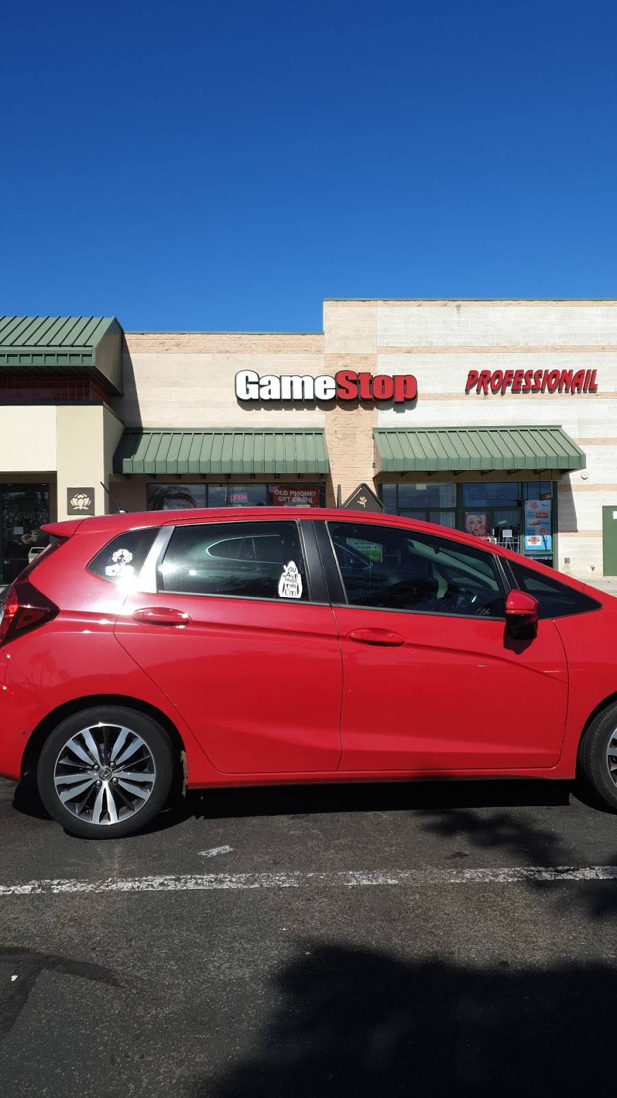 GameStop | 94-821 Lumiaina St, Waipahu, HI 96797, USA | Phone: (808) 676-4342