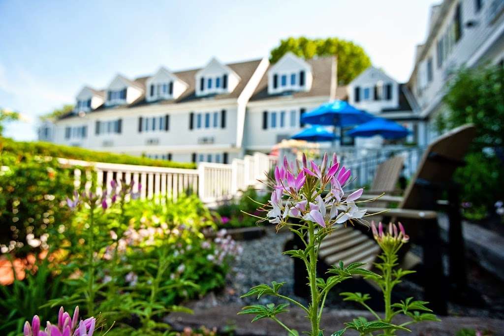 The Inn at Scituate Harbor | 7 Beaver Dam Rd, Scituate, MA 02066, USA | Phone: (781) 545-5550