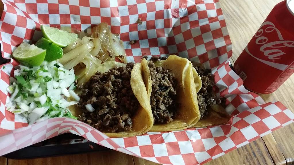 Fitos Tacos De Trompo | 2808 W Clarendon Dr, Dallas, TX 75211 | Phone: (469) 941-4687