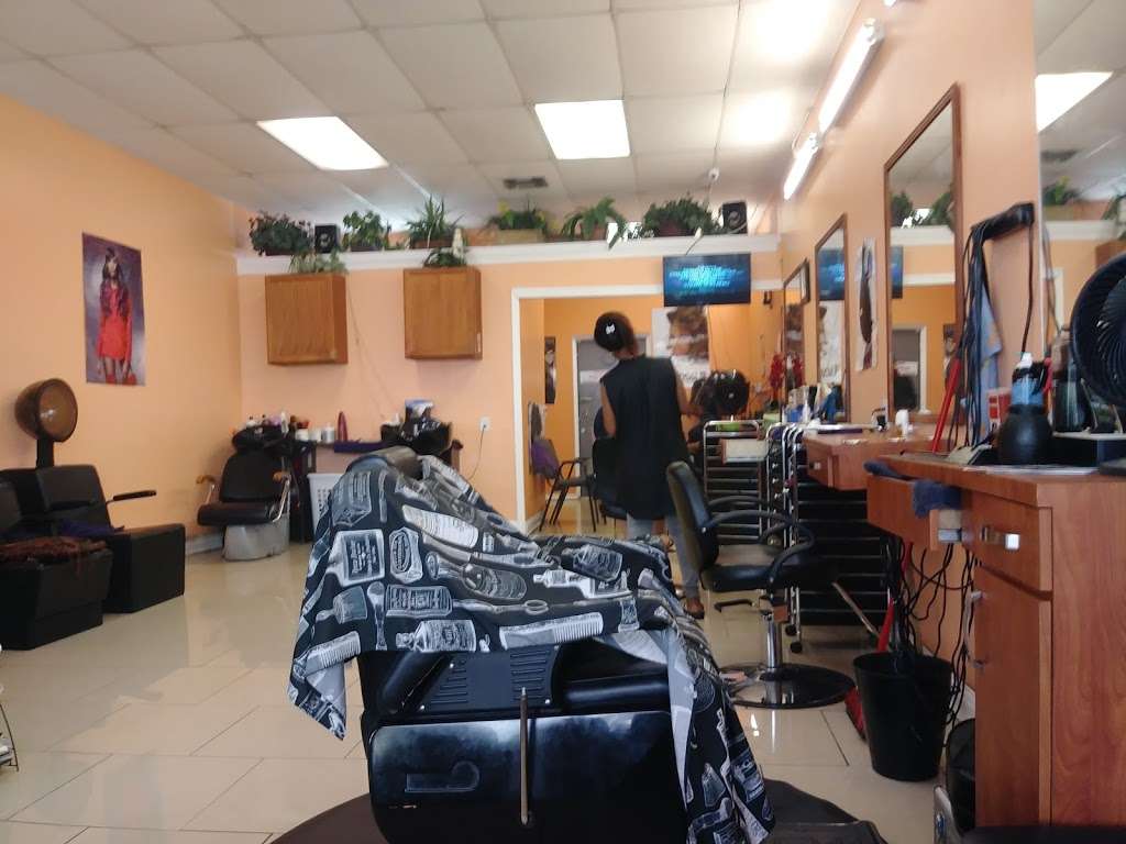 Dominican Hair Salon 834 W Lantana Rd, Lantana, FL 33462, USA