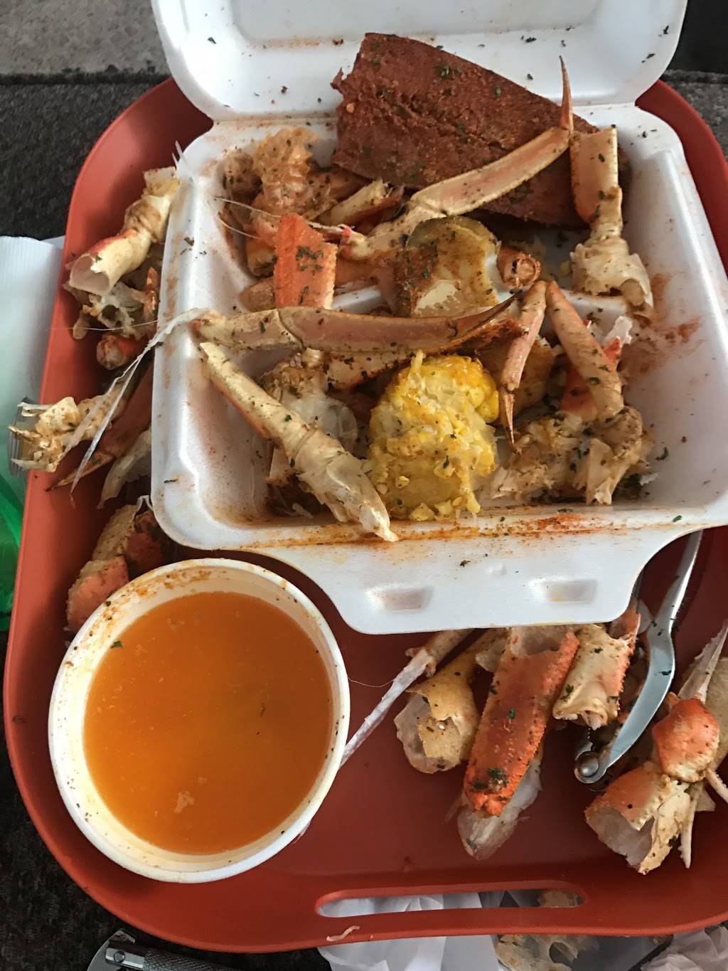 R & R Crab House | 6120 Arlington Rd, Jacksonville, FL 32211, USA | Phone: (904) 744-3331