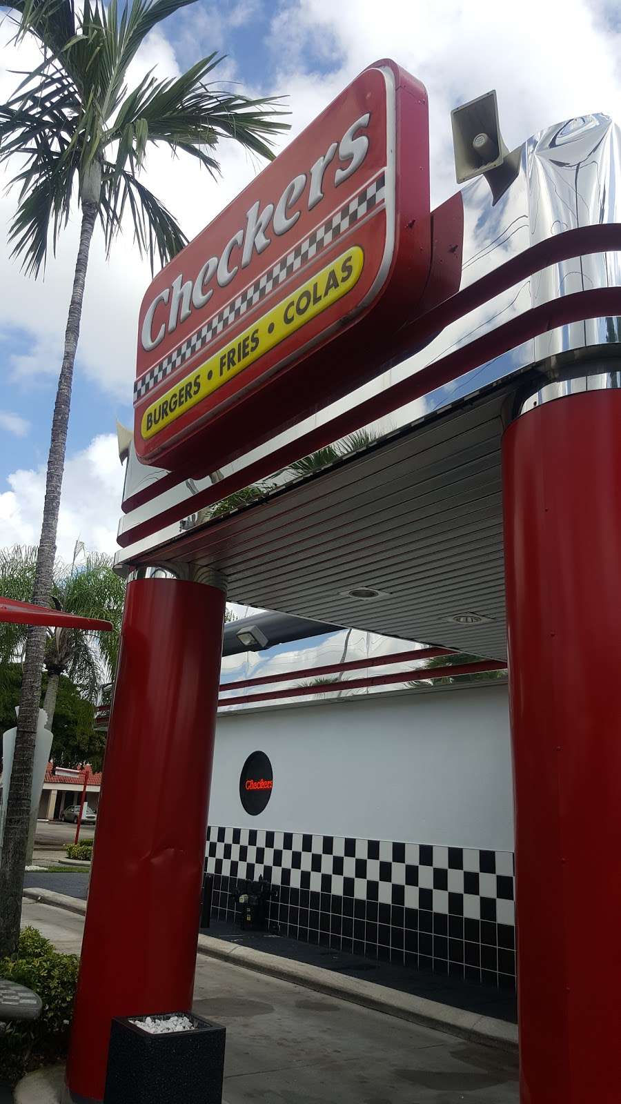 Checkers | 225 South State Road 7, Margate, FL 33068, USA | Phone: (954) 972-1755