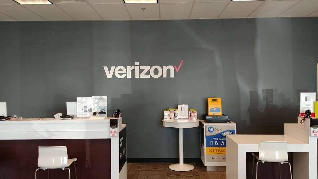 Verizon Authorized Retailer – Victra | 8680 W Warm Springs Rd Ste. 140, Las Vegas, NV 89148, USA | Phone: (702) 577-1848