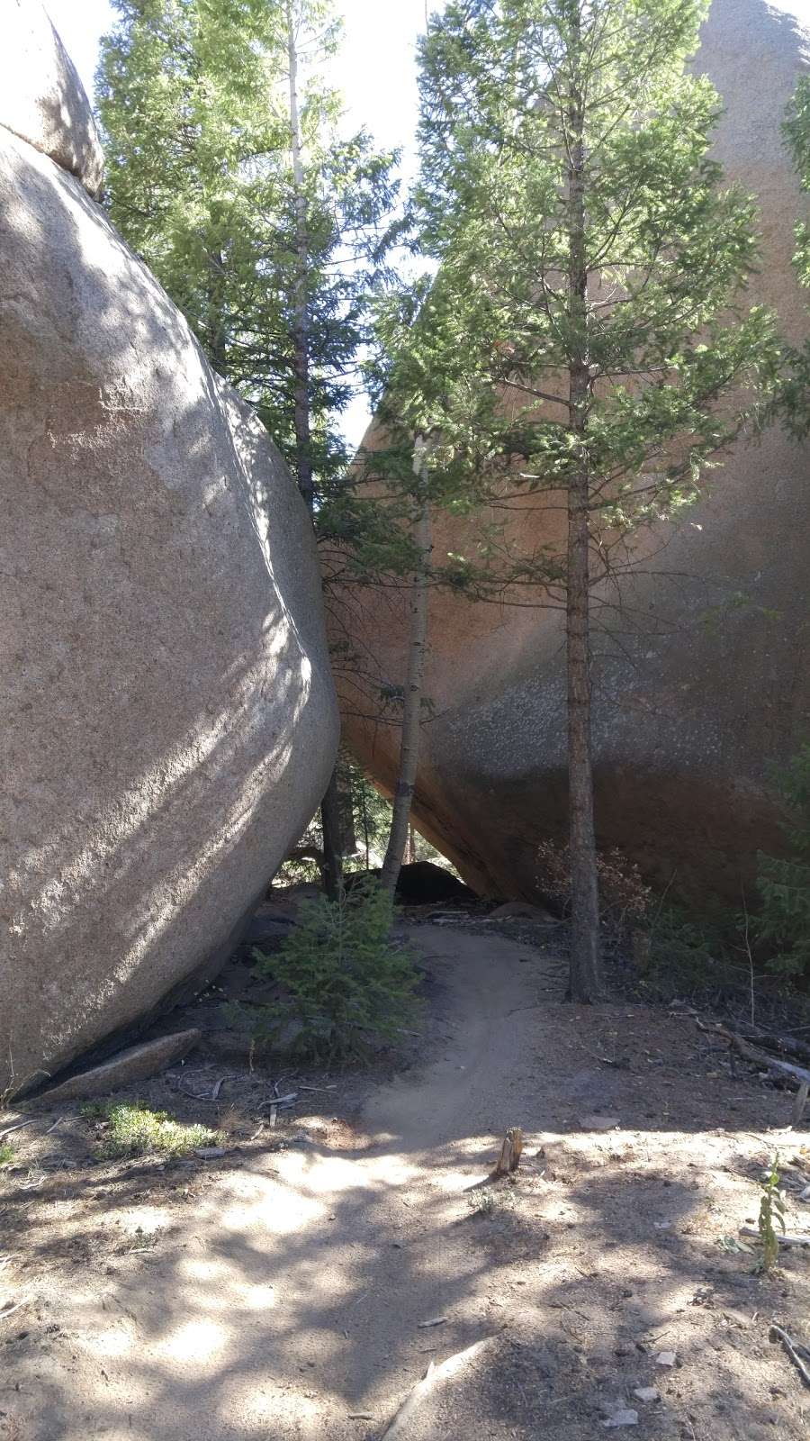 Shingle Mill Trailhead Parking | Pine, CO 80470