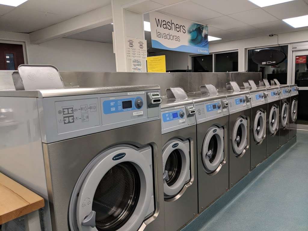 Albright Laundromat | 2200 Hampden Blvd, Reading, PA 19604, USA | Phone: (484) 602-5774