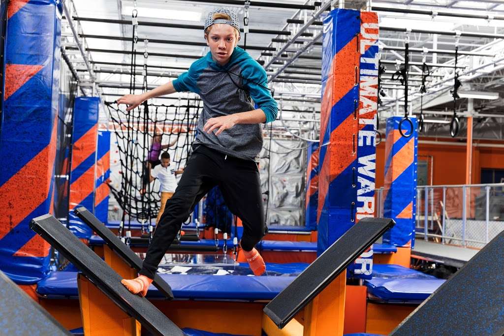 Sky Zone Schererville | 1035 Eagle Ridge Dr, Schererville, IN 46375 | Phone: (219) 227-3777