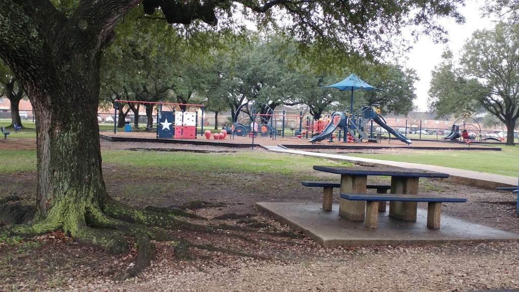 Strawberry Park 1104 Parkside Dr, Pasadena, TX 77504