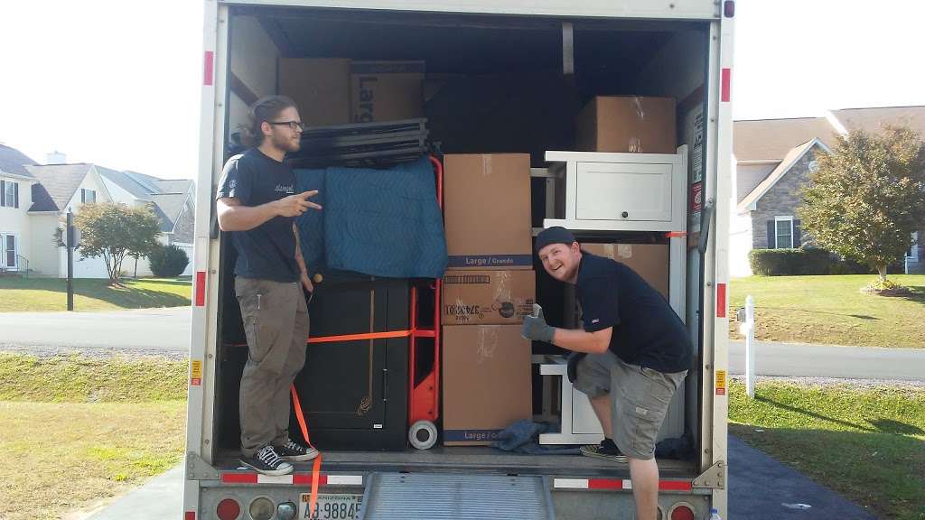 Makin A Move Professional Movers & Labor Services | 1116 Lakeview Pkwy, Locust Grove, VA 22508 | Phone: (540) 422-3656