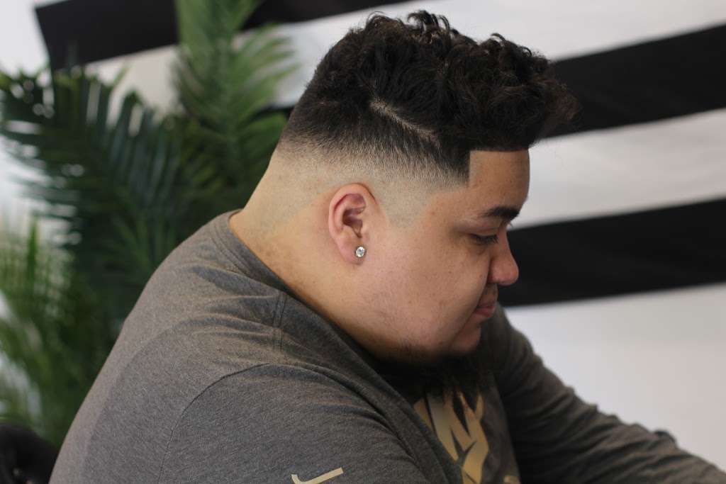 The Wave Barbershop | 6331 Central Ave, Portage, IN 46368, USA | Phone: (219) 841-9208