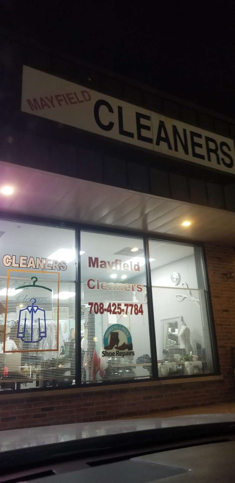 Mayfield Cleaners & Tailoring | 5908 W 87th St, Burbank, IL 60459, USA | Phone: (708) 425-7784