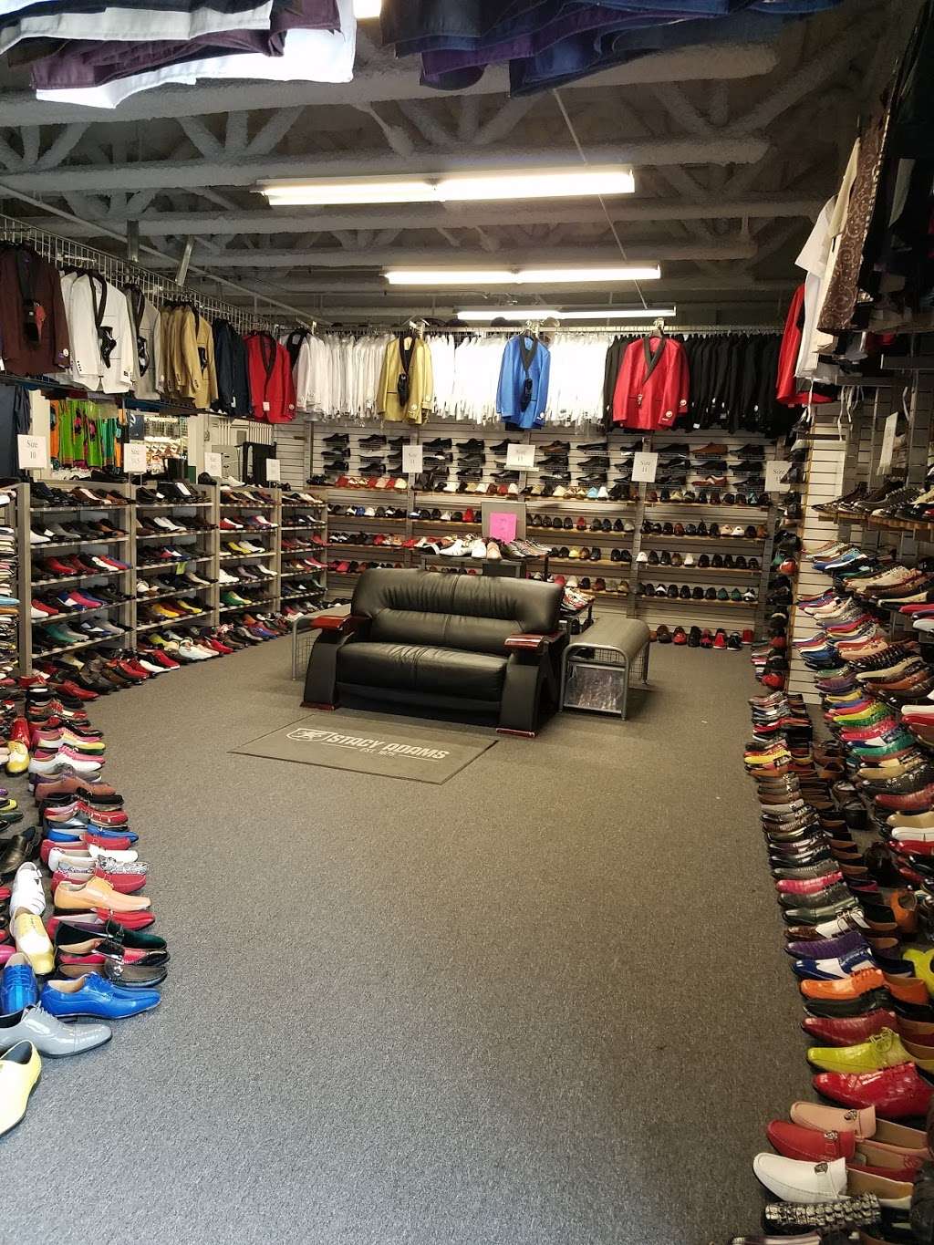 Urban Wear 10950 International Blvd K1 Oakland Ca 94603 Usa