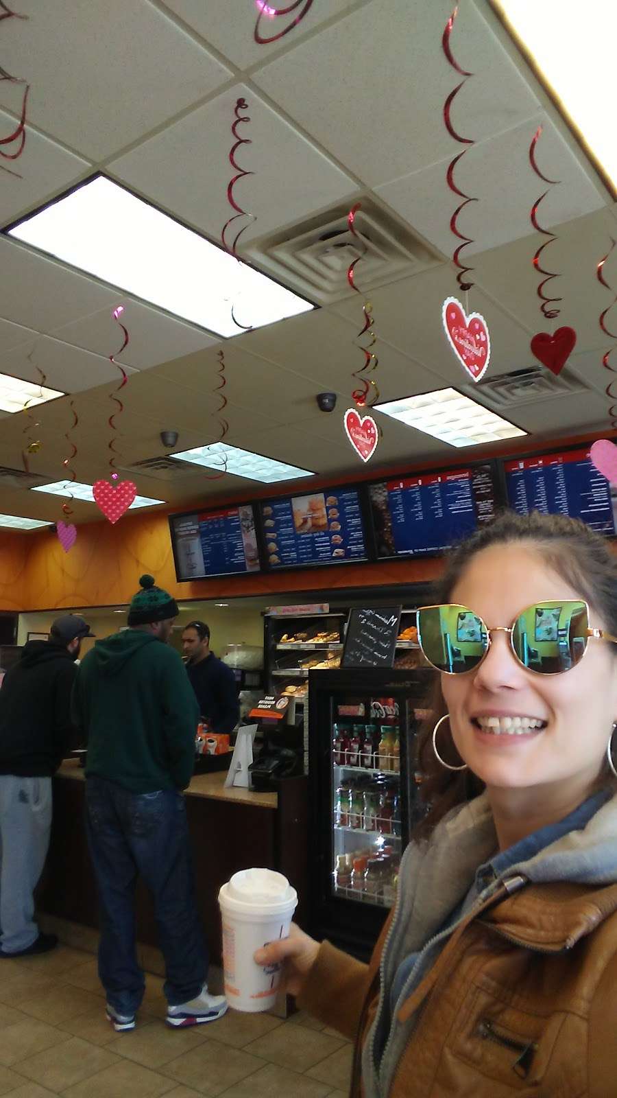 Dunkin Donuts | 2043 US-130, Florence, NJ 08518, USA | Phone: (609) 447-0263