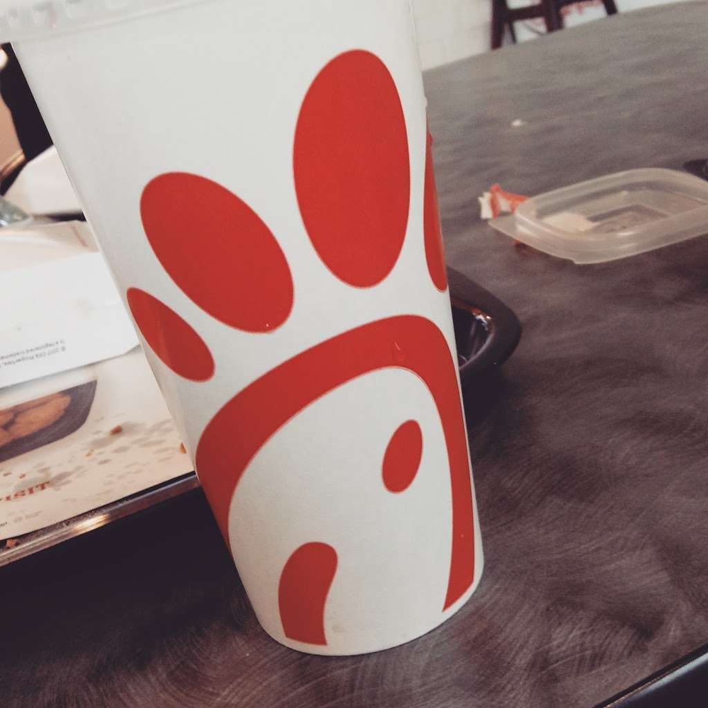 Chick-fil-A | 301 Lake St Banks Student Center, Dallas, PA 18612, USA | Phone: (570) 674-3351