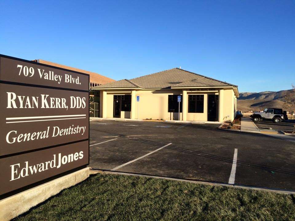 Ryan N Kerr, DDS | 709 W Valley Blvd Suite A, Tehachapi, CA 93561, USA | Phone: (661) 822-7827