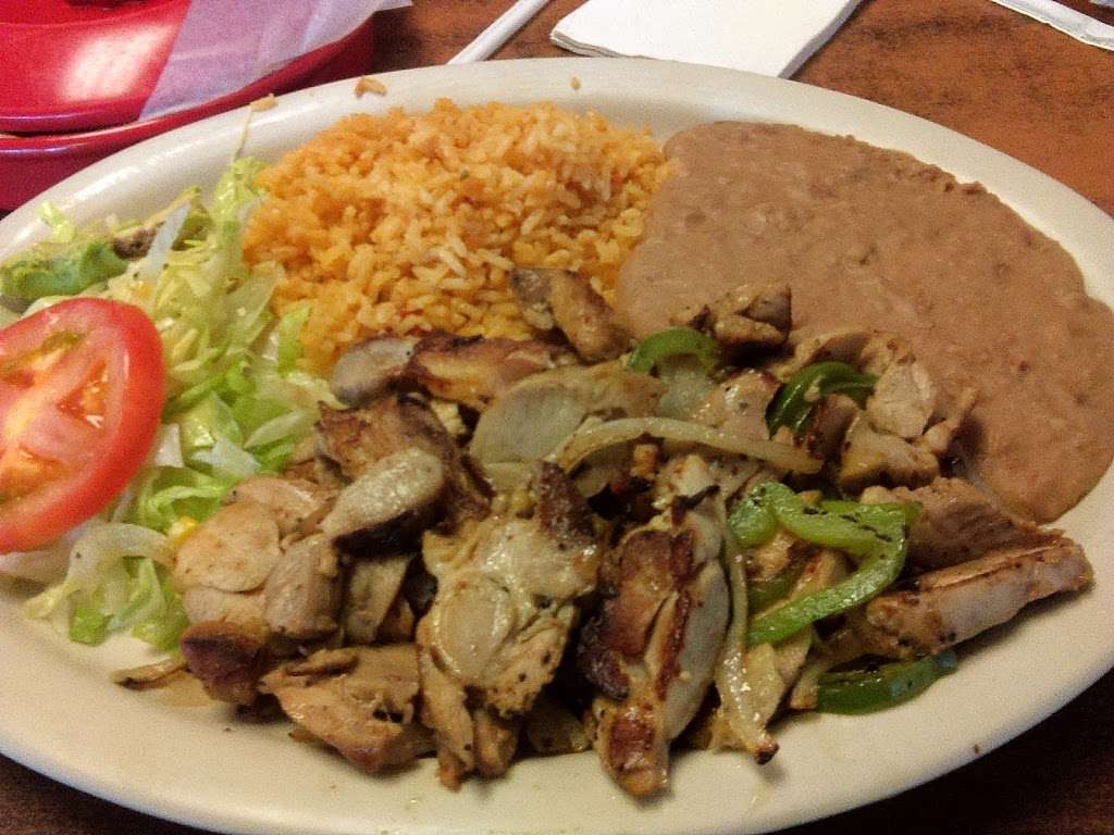 Taqueria El Gallo De Jalisco | 3615 West Ave, San Antonio, TX 78213, USA | Phone: (210) 342-4855