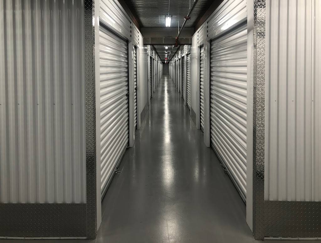 Storage 365 | 289 W Lafayette Frontage Rd, St Paul, MN 55107, USA | Phone: (651) 603-4760