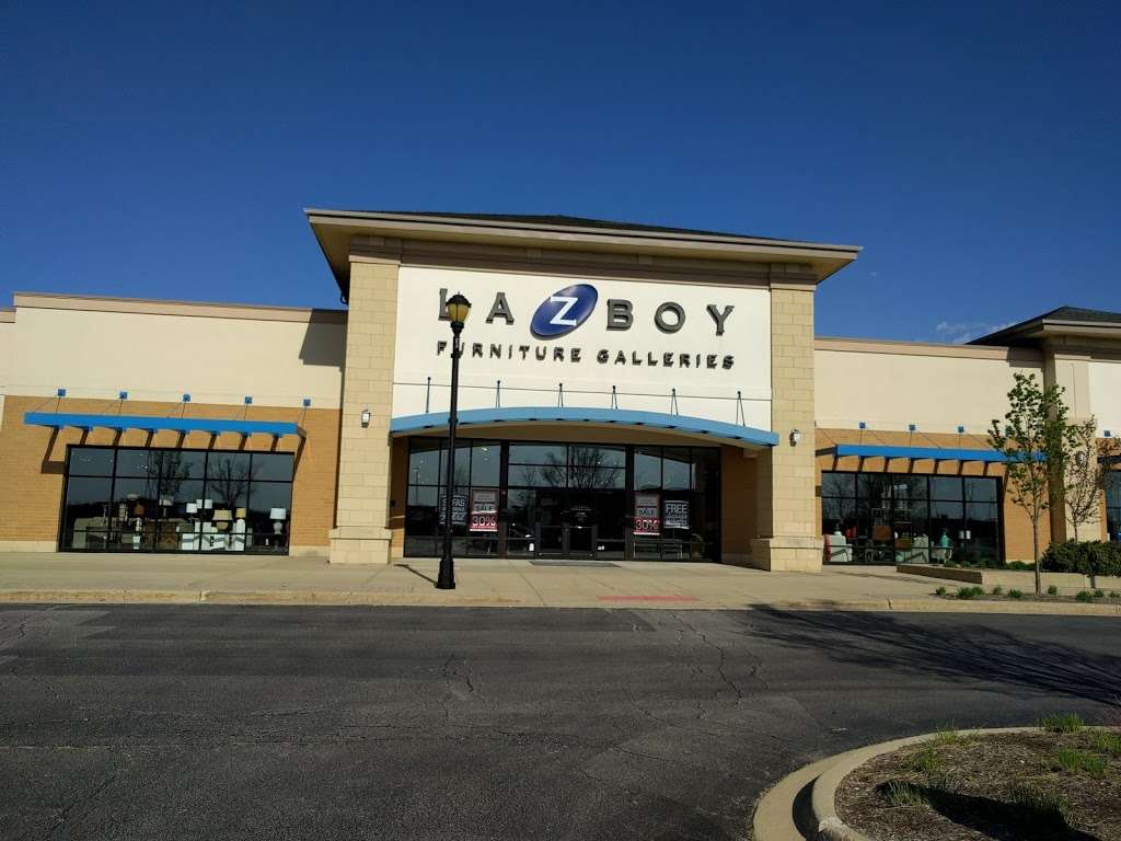 La-Z-Boy Furniture Galleries | 1565 S Randall Rd, Algonquin, IL 60102, USA | Phone: (847) 458-0036